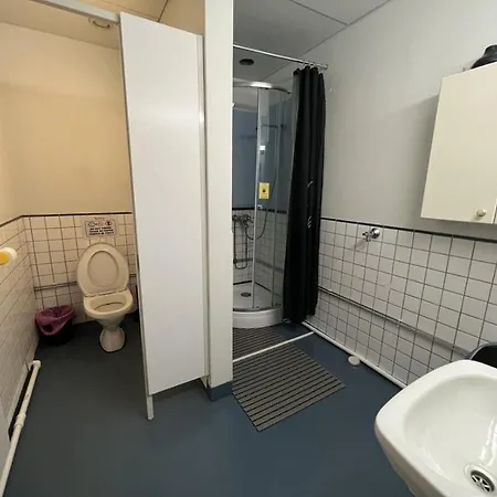 Office House Services 0667 Hostel *